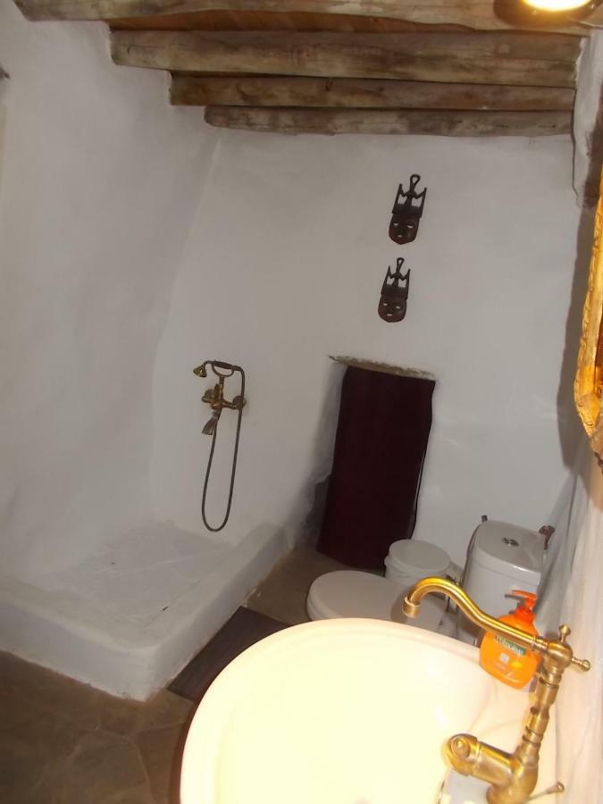 Cyclades Olive Museum'S Guest House Pitrofos Eksteriør bilde